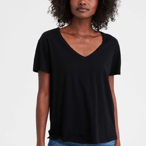 American Eagle Soft & Sexy V neck Tee